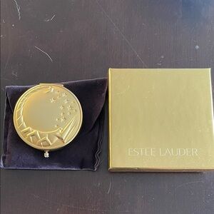 Estée Lauder Gold Compact Scorpio Lucidity with Decorative Lid
